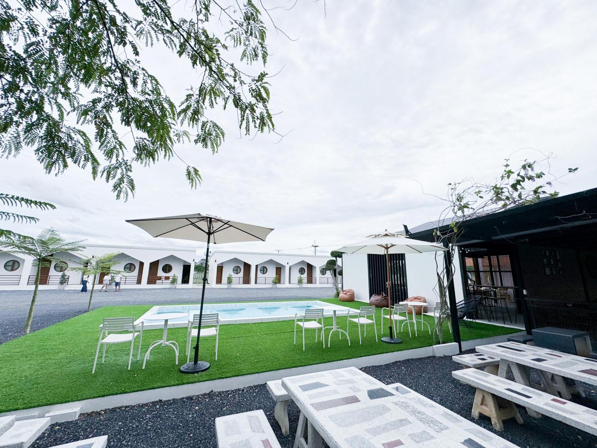 Peeranon Resort Nakhon Nayok Bagian luar foto