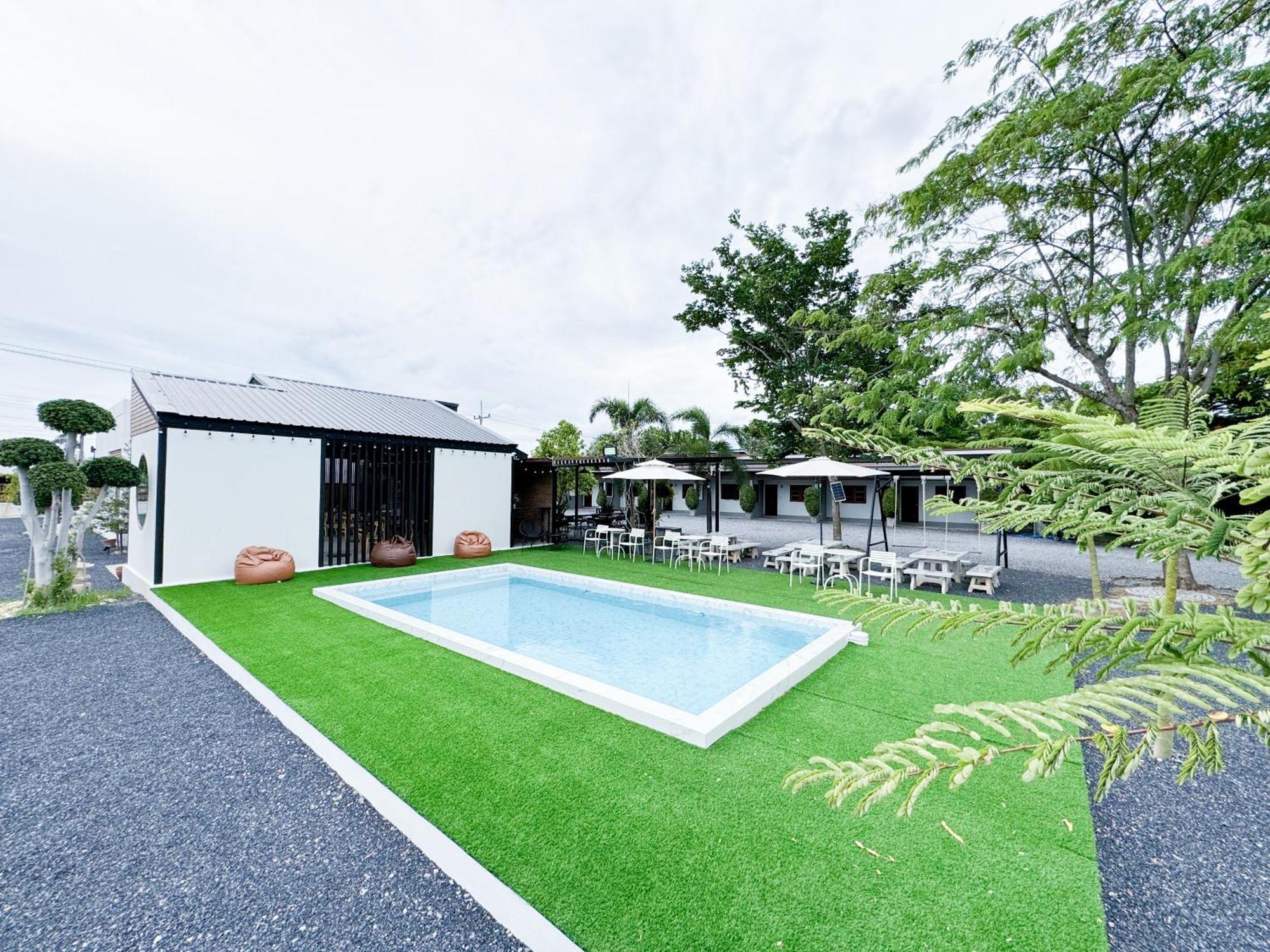 Peeranon Resort Nakhon Nayok Bagian luar foto